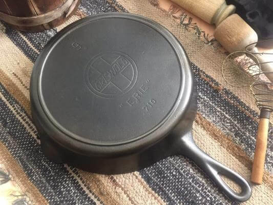 Vintage Griswold Cast Iron Skillet Pan #8 Slant Logo 704 G Erie, PA USA  Skillet With Heat Ring Beautifully Cleaned and Seasoned!